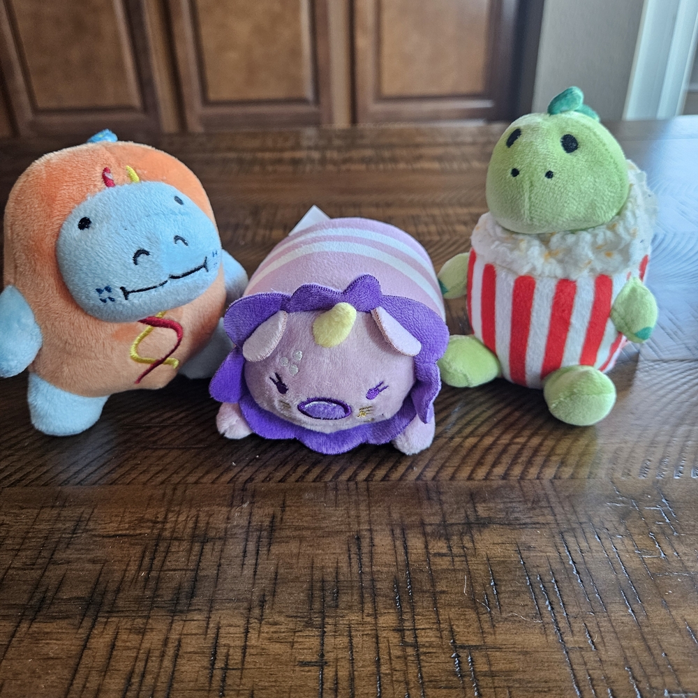 Cute Dinosaur Plush Toy Set